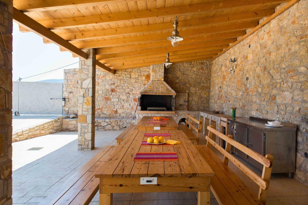 Villa Kivis كيفيريون المظهر الخارجي الصورة