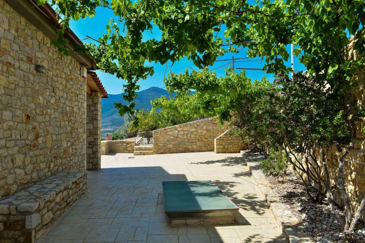 Villa Kivis كيفيريون المظهر الخارجي الصورة