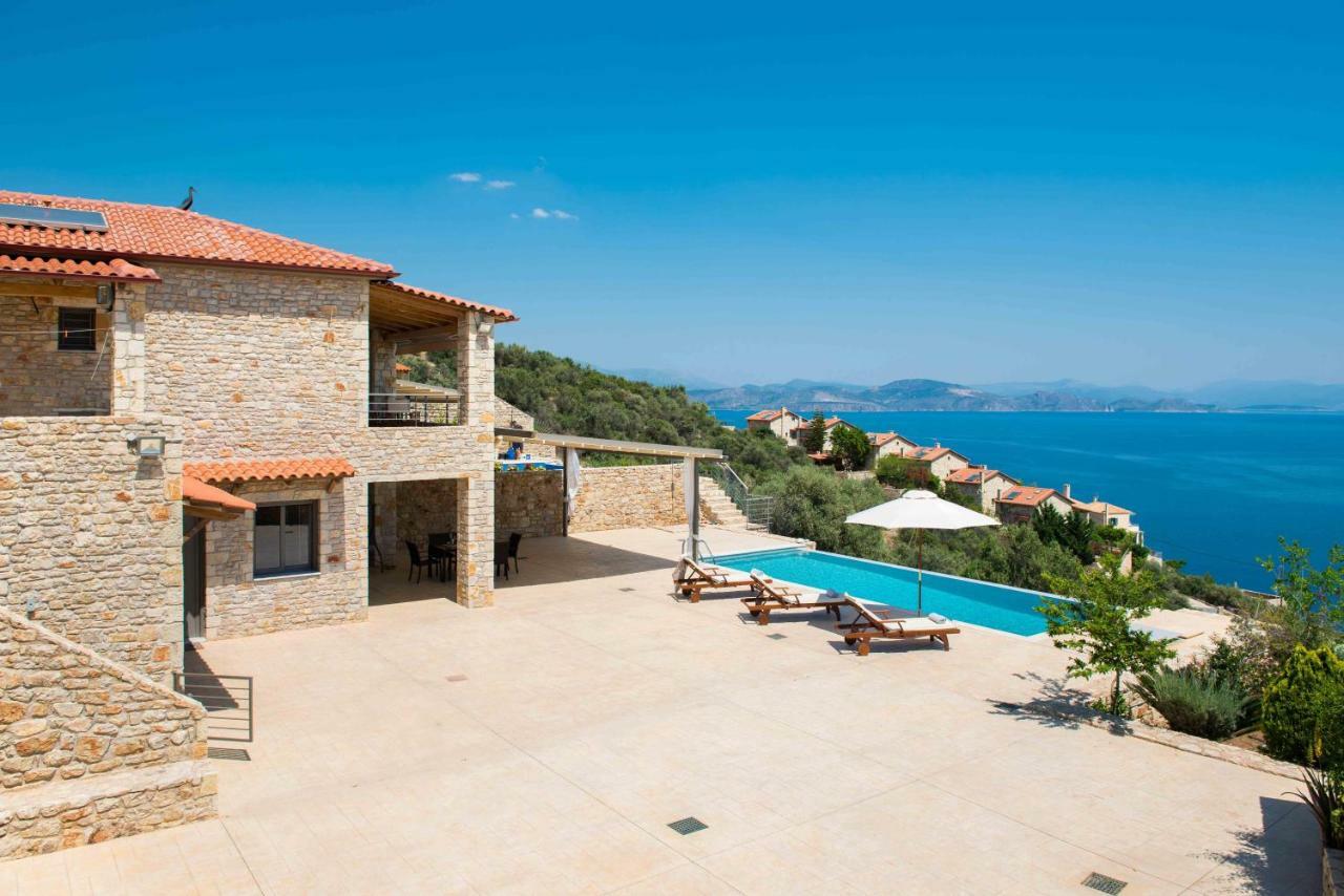 Villa Kivis كيفيريون المظهر الخارجي الصورة