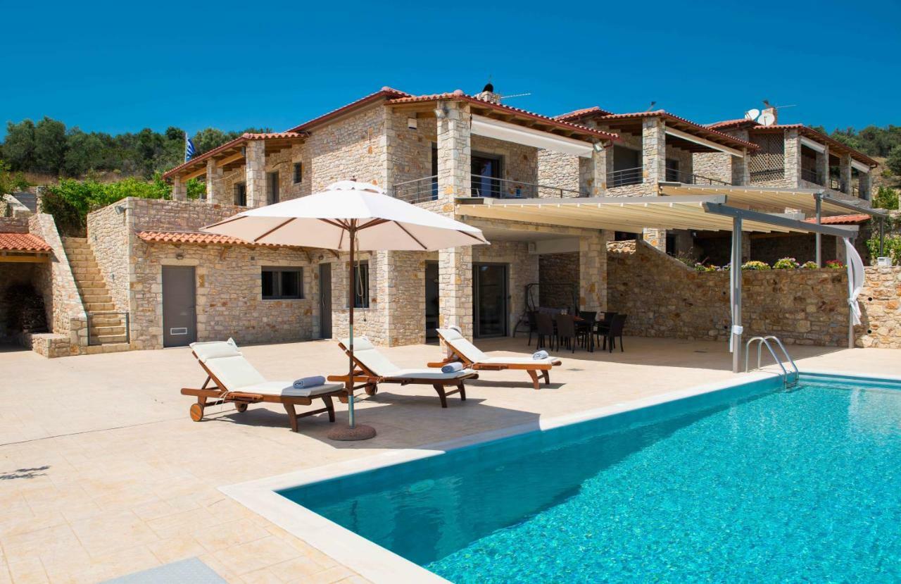 Villa Kivis كيفيريون المظهر الخارجي الصورة