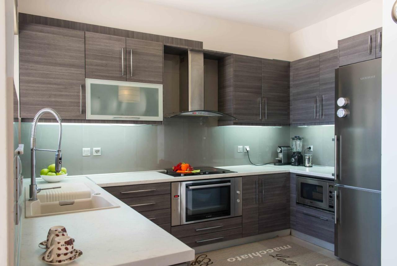 Villa Kivis كيفيريون المظهر الخارجي الصورة