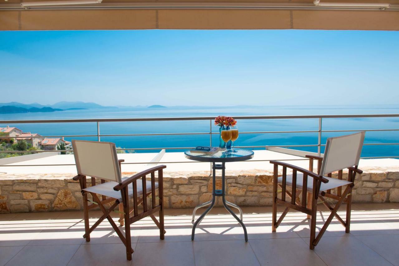 Villa Kivis كيفيريون المظهر الخارجي الصورة